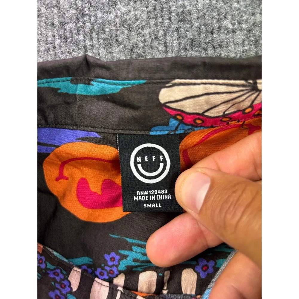 Neff Button Down Shirt Mens Small Black Psychedelic Mushroom Smiley Face‎ Print